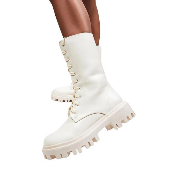 NWT Public Desire Ecru Beau Combat Boots Vegan Leather Treaded Soles Womens 6 - Picture 10 of 10